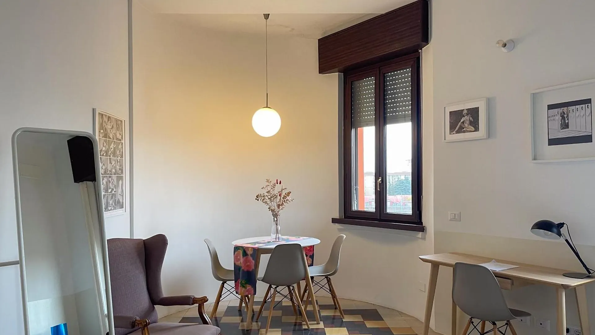 Big Bright Cozy Studio Apartment In Nolo Near Mm1 米兰 0*,  意大利